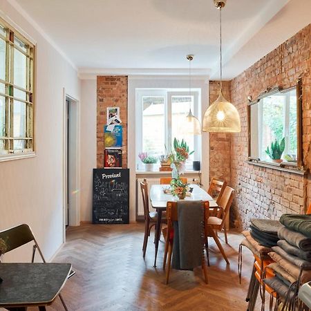 Beautiful And Cozy Remise For Up To 6 Guests Apartment Berlin Bagian luar foto