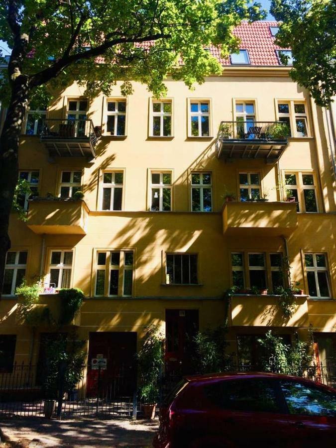 Beautiful And Cozy Remise For Up To 6 Guests Apartment Berlin Bagian luar foto
